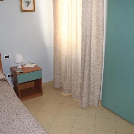 Hotel Geranio Rosso 3*