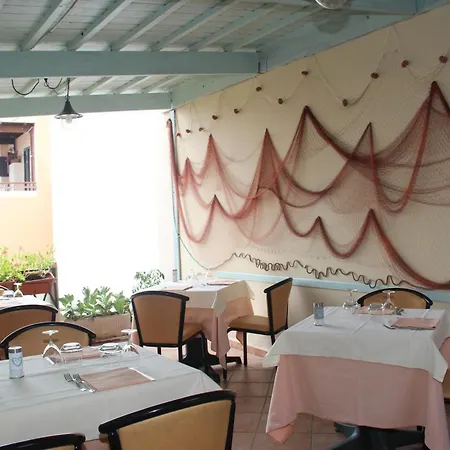 Otel Geranio Rosso