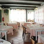 Geranio Rosso 3* Stintino