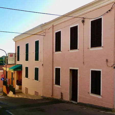 Geranio Rosso Hotell Stintino
